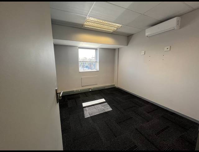 312M² OFFICE TO LET IN ROSEBANK